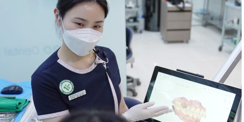 치아가 빠졌을 때, 당황하지 말고 이렇게